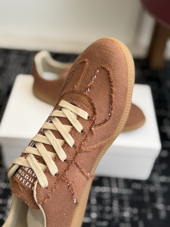 Ma*iso*n Mar*giela MNMA-0223