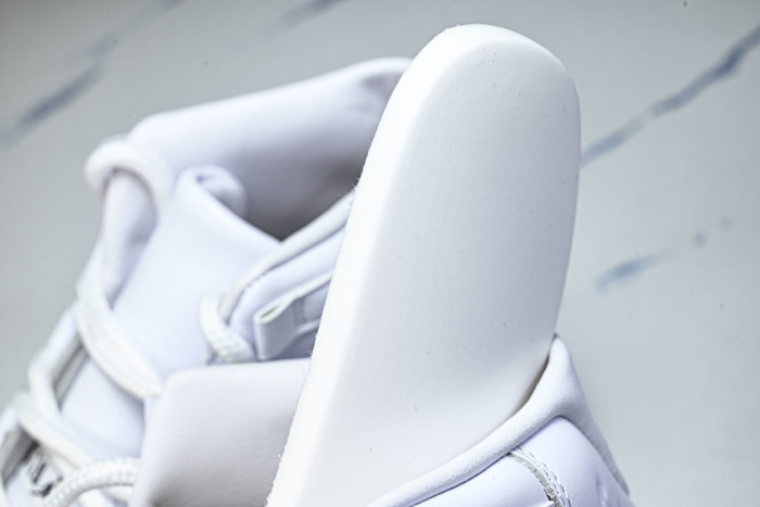 COMME des GARÇONS x Air Jordan 11 Pack Expected Fall IV7639-100
