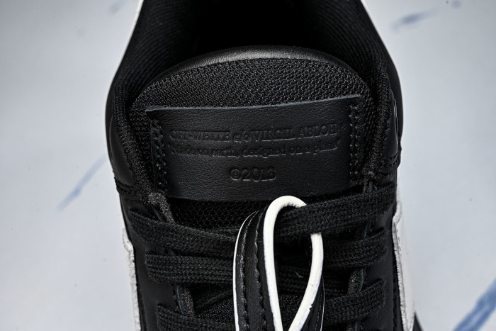 OFF-WHITE OTHERS OFOS-094