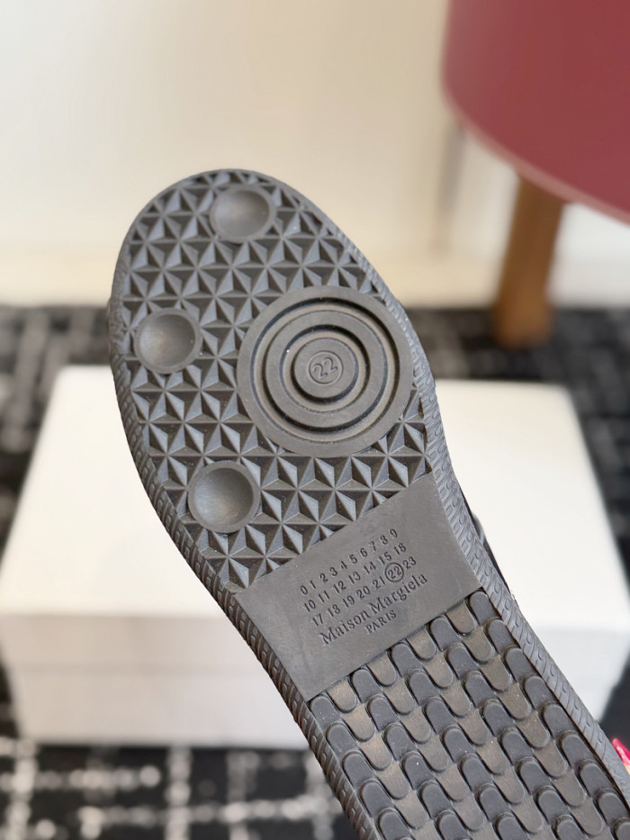 Ma*iso*n Mar*giela MNMA-0202