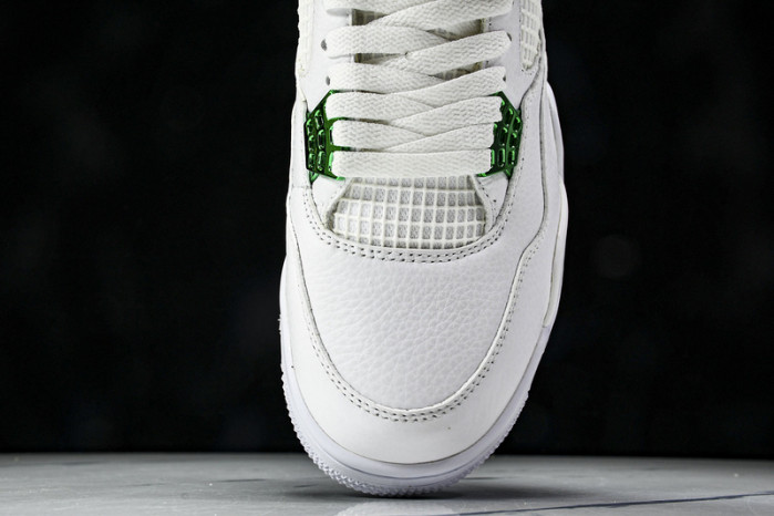 Air Jordan 4“Pine Green” CT8527-113