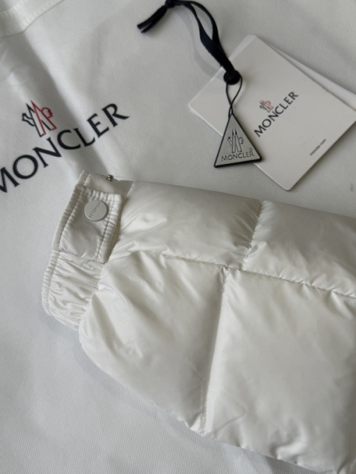 M0NCLER J-051