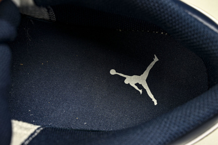 Air Jordan 1 Low 553558-141