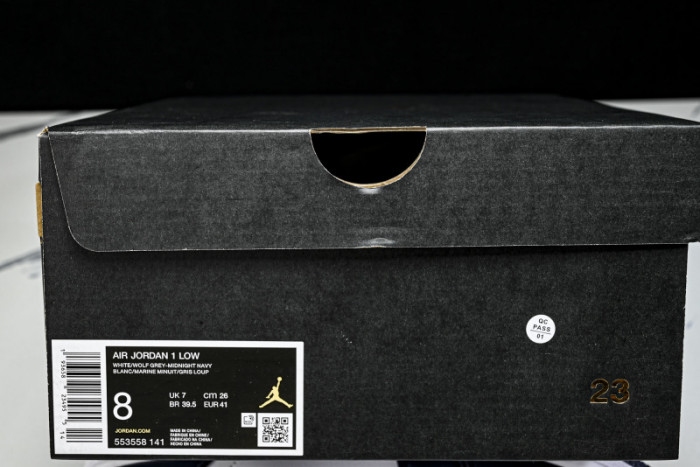 Air Jordan 1 Low 553558-141
