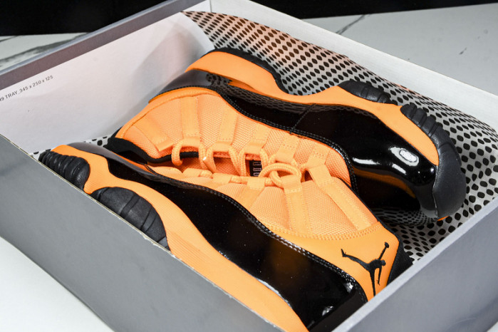 Air Jordan 11 CT8012-800