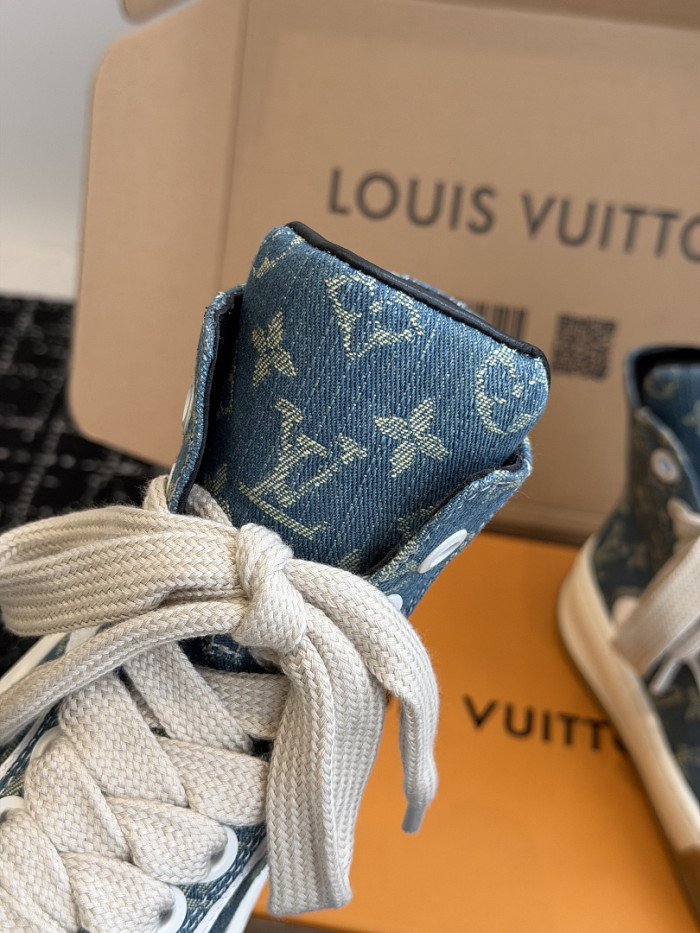 L*VT TILTED LVTTD-015