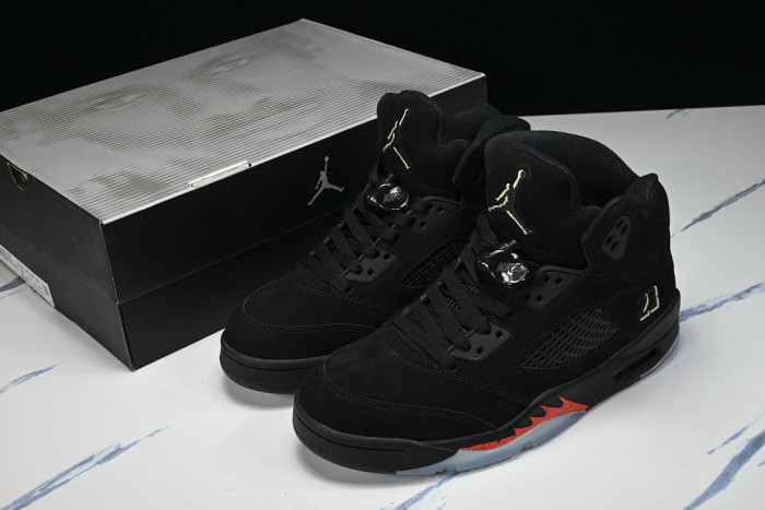 Air Jordan 5 Retro