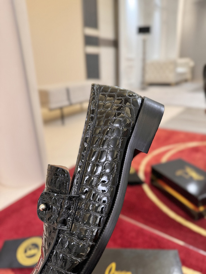 C*HRISTIAN L*BUBOUTIN CL-122