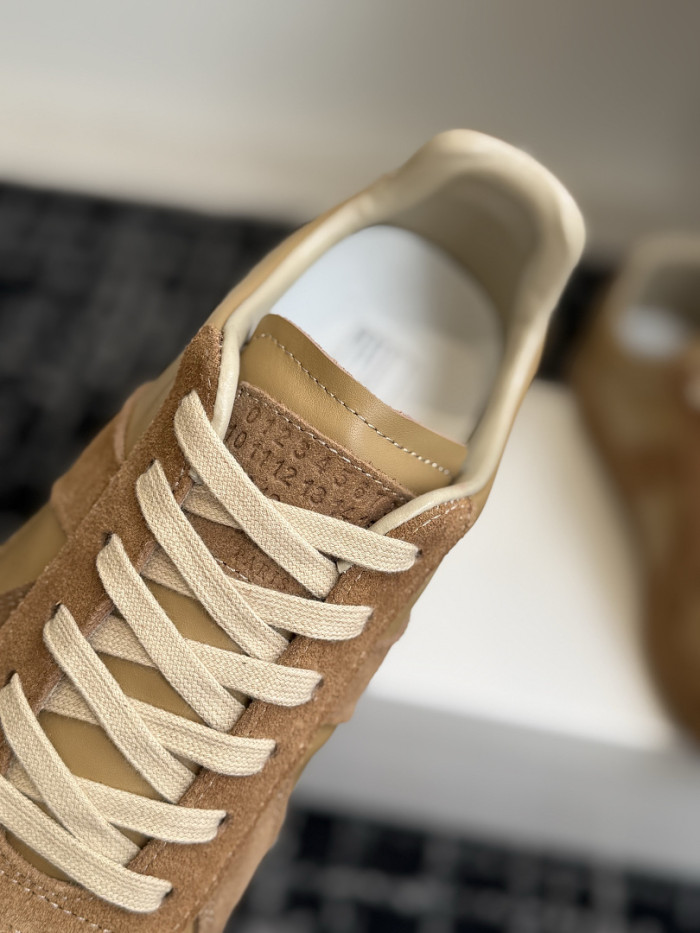 Ma*iso*n Mar*giela MNMA-0227