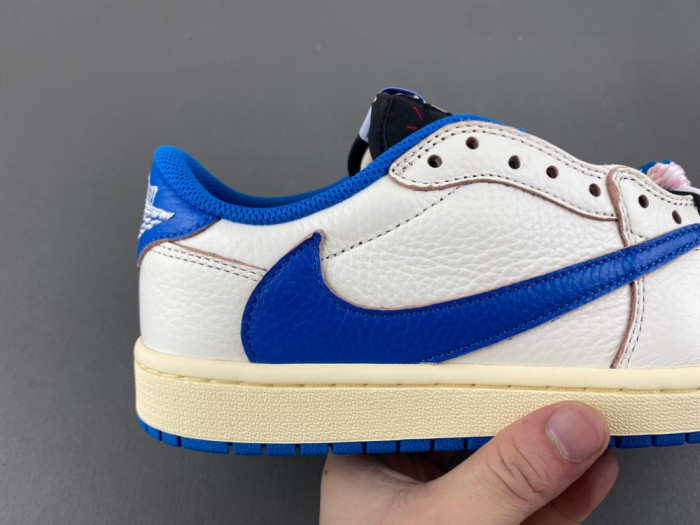 Travis Scott x Air Jordan 1 Low OG DM7866-104