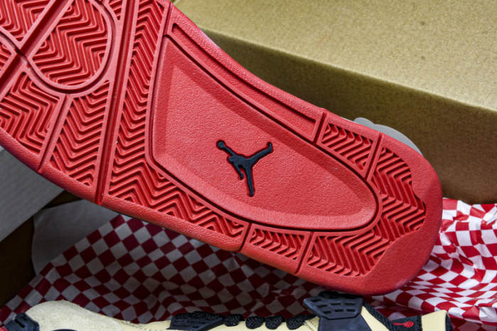 Air Jordan 4 Retro