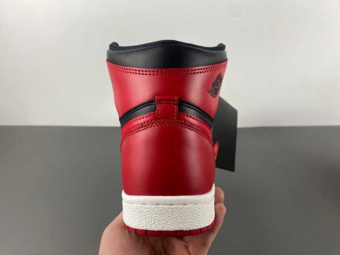 Air Jordan 1 High ’85 “Bred” Color HV6674-067