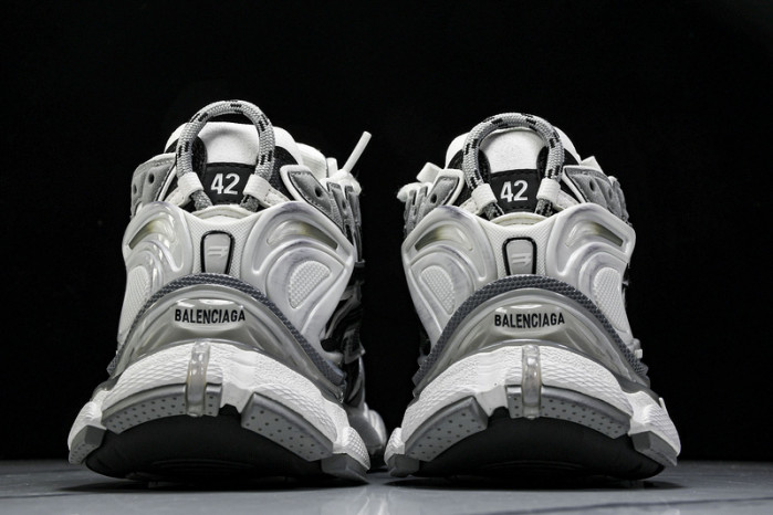 Ba1en*iaga runner btt-209