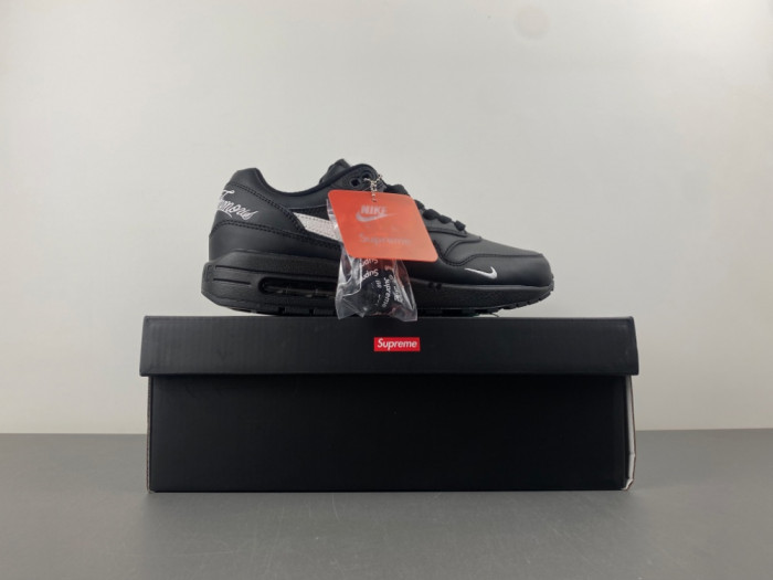 Svp*me x nike air max 1 