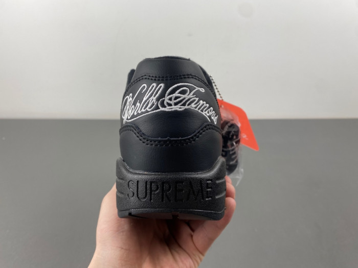 Svp*me x nike air max 1 