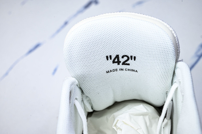 OFF-WHITE OTHERS OFOS-091