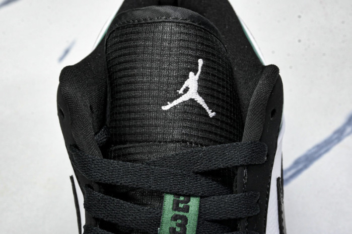 Air Jordan 1 Low 553558-113