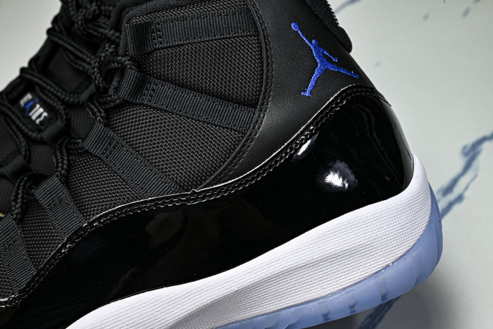Air Jordan 11 "Space Jam" Retro CT8012-900