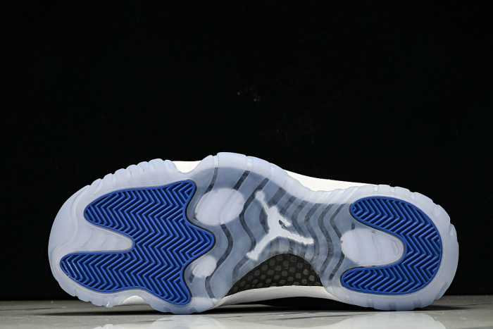 Air Jordan 11 "Space Jam" Retro CT8012-900