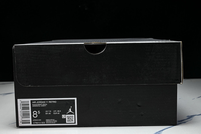 Air Jordan 11 "Space Jam" Retro CT8012-900