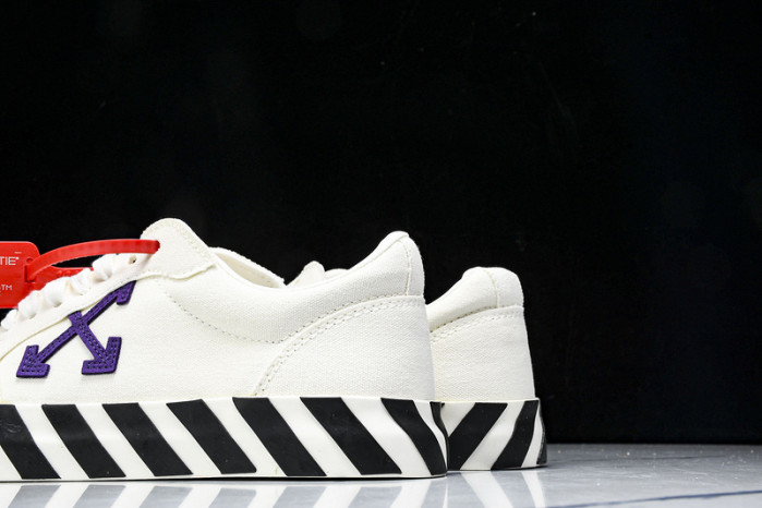 C/O SNEAKERS CO-035