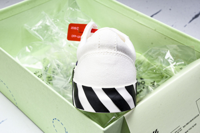 C/O SNEAKERS CO-035
