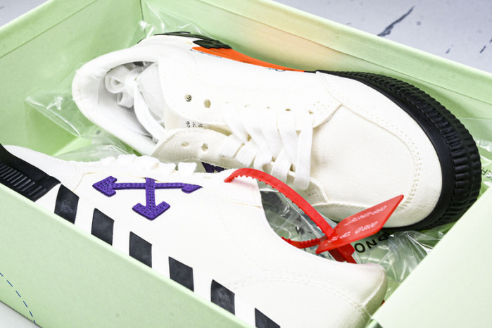 C/O SNEAKERS CO-035
