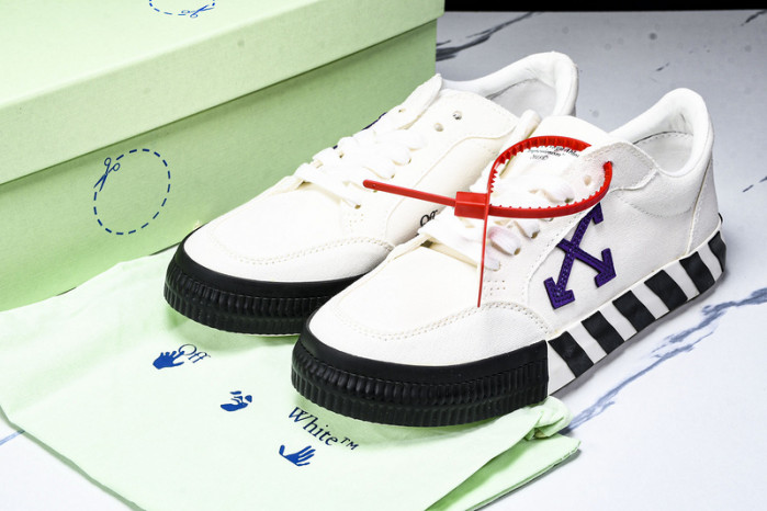 C/O SNEAKERS CO-035