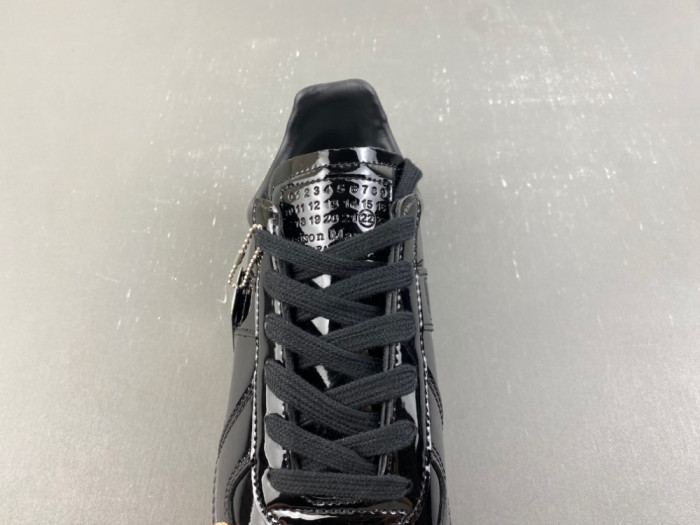 Ma*iso*n Mar*giela MNMA-0243