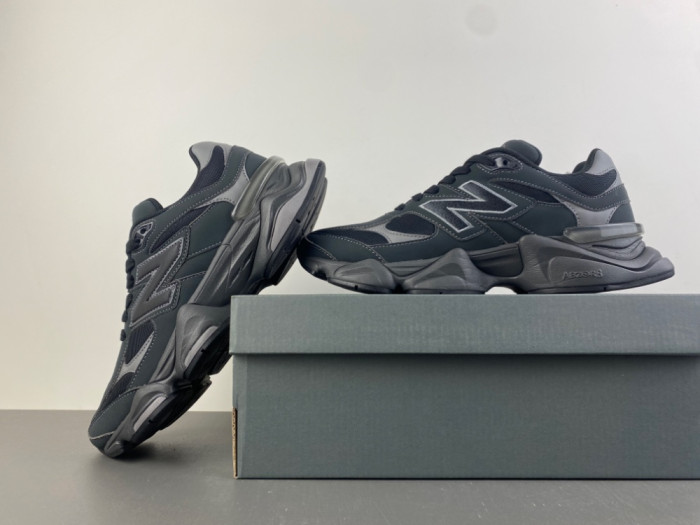 New Balance U906079E