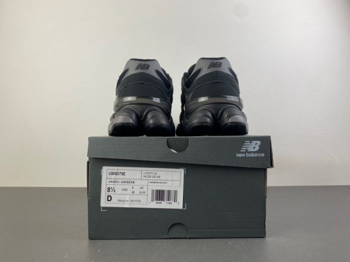 New Balance U906079E