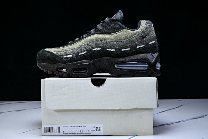 Nike Air Max 95 SP IB4523-200