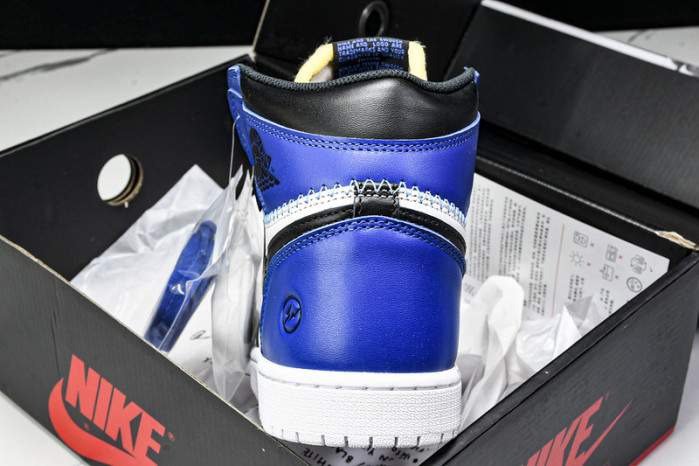 Air Jordan 1 High OG IO7847-001