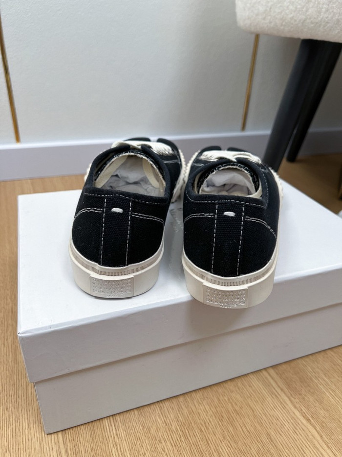 Ma*iso*n Mar*giela MAMA-0152