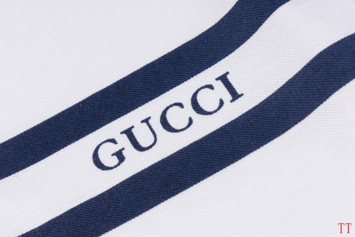G*UCCI CLOTHES GICS-006