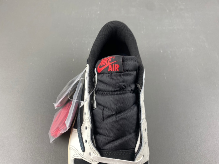 Travis Scott x Air Jordan AJ 1 Low DZ4137-700