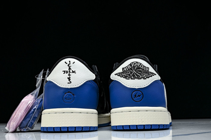Travis Scott x Air Jordan 1 Low OG DM7866-014