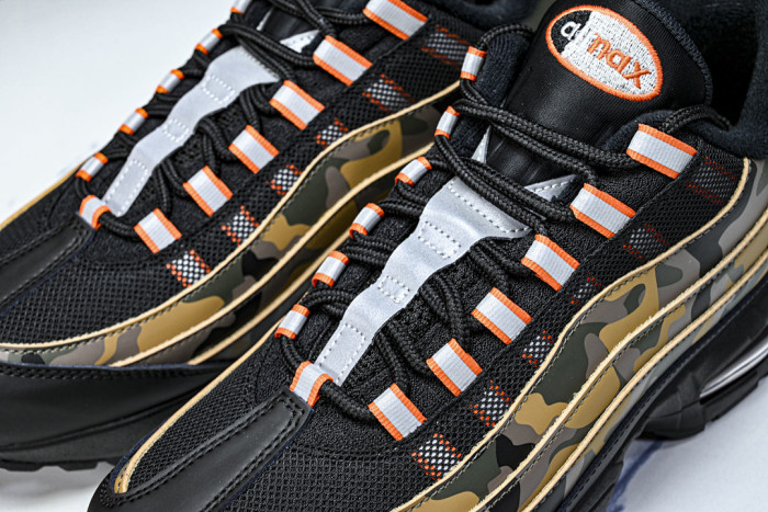 Nike Air Max 95 SP HQ1973-001