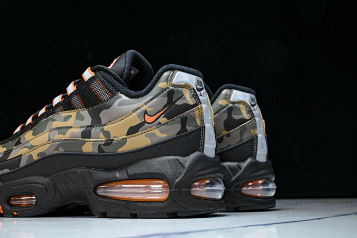 Nike Air Max 95 SP HQ1973-001