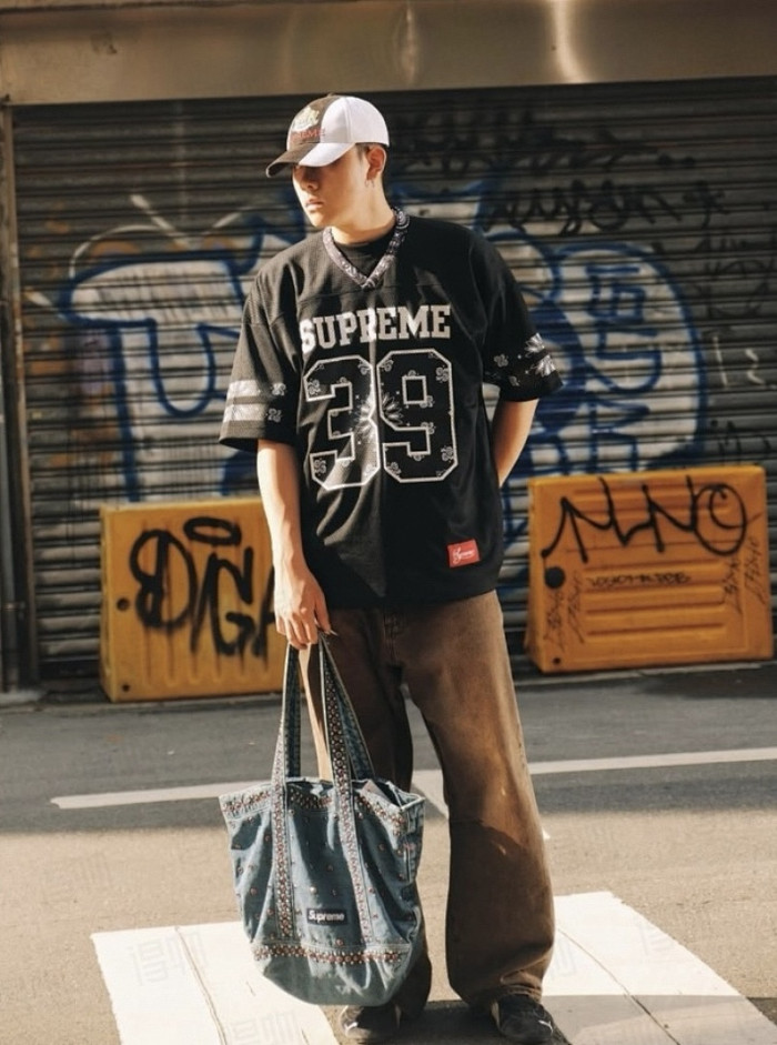S*UPREME CLOTHERS SCS-001