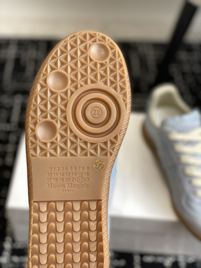 Ma*iso*n Mar*giela MAMA-048
