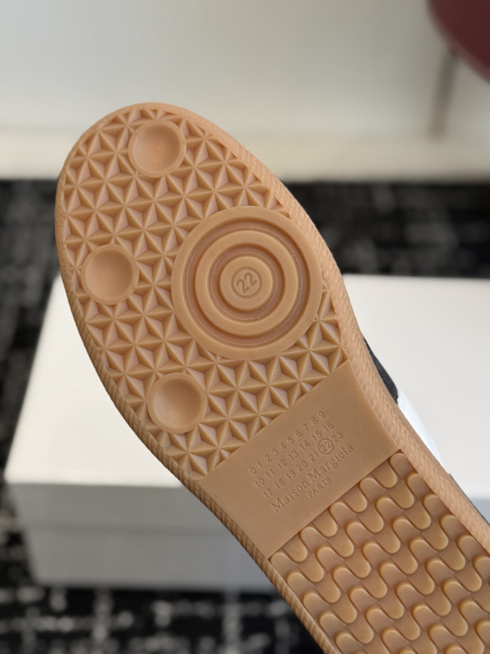 Ma*iso*n Mar*giela MAMA-0140
