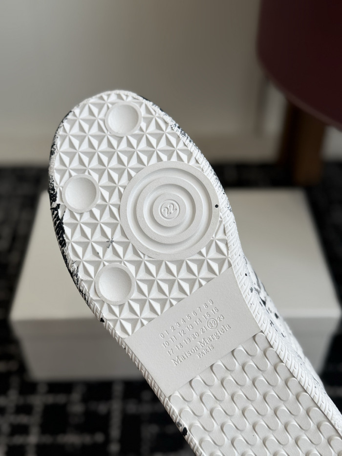 Ma*iso*n Mar*giela MNMA-0239