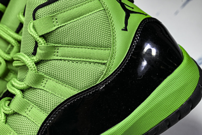 Air Jordan 11 Retro CT8012-310