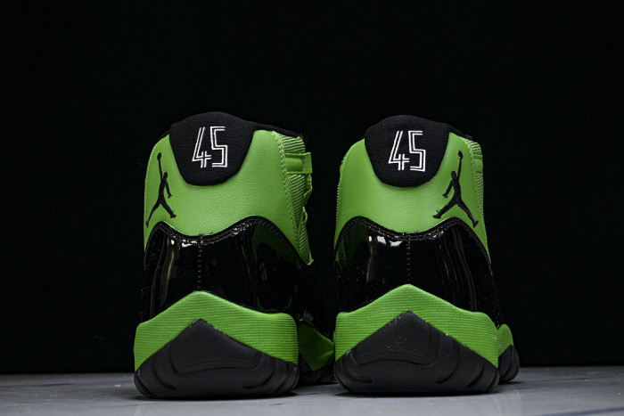 Air Jordan 11 Retro CT8012-310