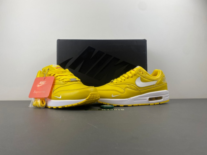 Svp*me x nike air max 1 