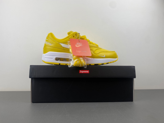 Svp*me x nike air max 1 