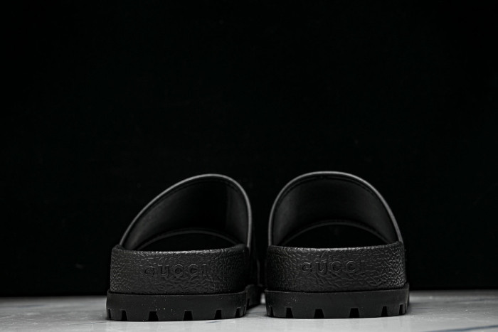 GC SANDALS GC-sy-043