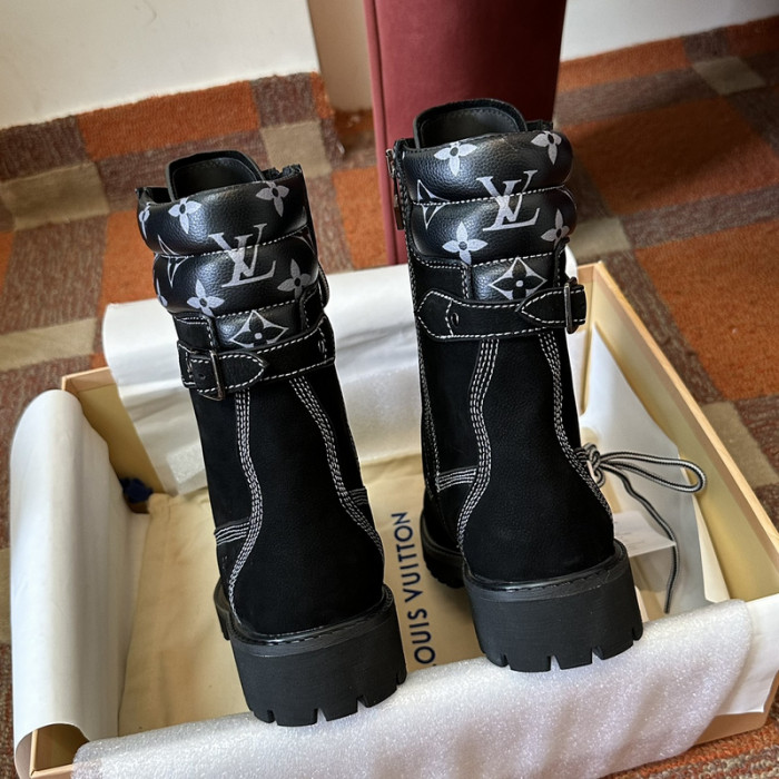 L**V**T* BOOTS LVTBS-027