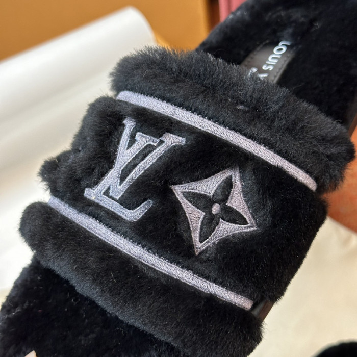 LO** VUI* SANDALS LV-170073